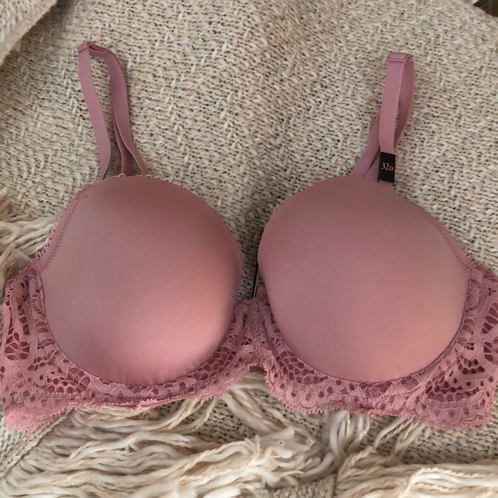 NWT Victoria’s Secret dream angel size 32D